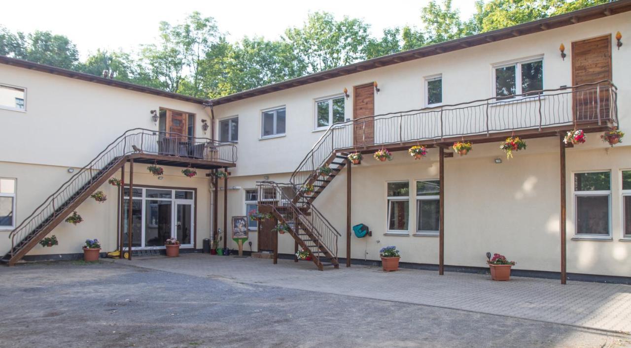 Apartment Black Der Sportschule Badura Leipzig Buitenkant foto